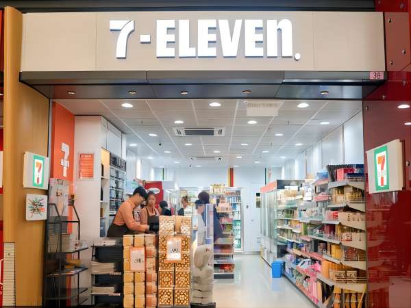 711便利店加盟方案：新媒体时代下的品牌赋能与创业机遇(图1)